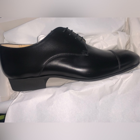 Chanel uniform shoes - Picture 1 of 4